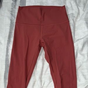 Red Cropped Wunder Under Leggings - Size 6